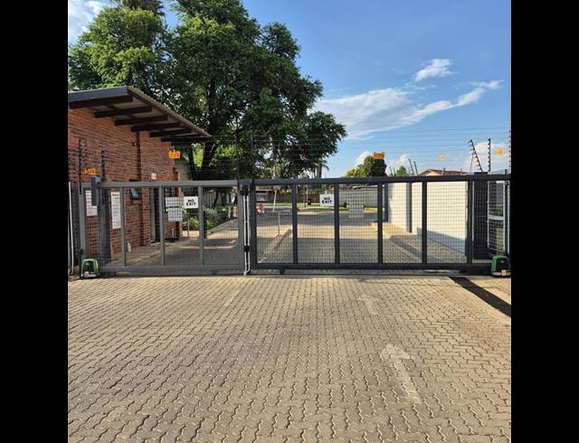 2 BEDROOM PROPERTY TO RENT IN RAVENSWOOD